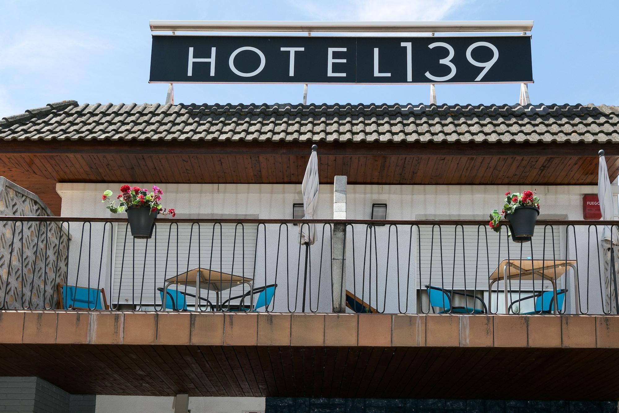 Hotel 139 Castelldefels Exterior foto